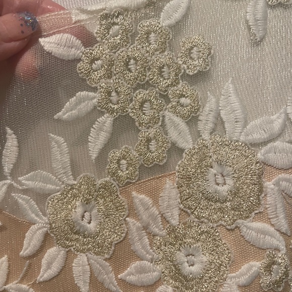 Mesh embroidered overlay dress - Picture 6 of 8